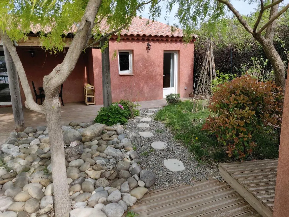 Les Terrasses De Valensole Bed & Breakfast 4*,  France